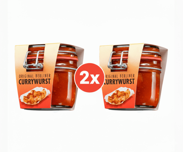 Zwei Gläser Original Berliner Currywurst im Glas aus der Manufaktur, Duo-Set mit 2x Button auf weißem Hintergrund